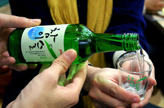 How to Drink Soju: The Pour
